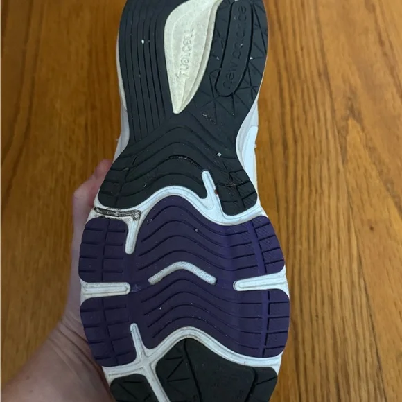 New Balance New Balance 990v6 Men’s 7.5 / Women’s 9 - Picture 4 of 5